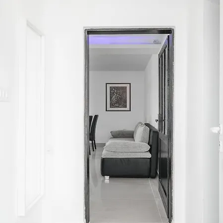 The Heart Of Croatia דירה פירובאץ