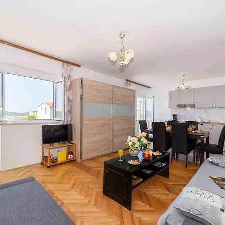 The Heart Of Croatia Appartement Pirovac