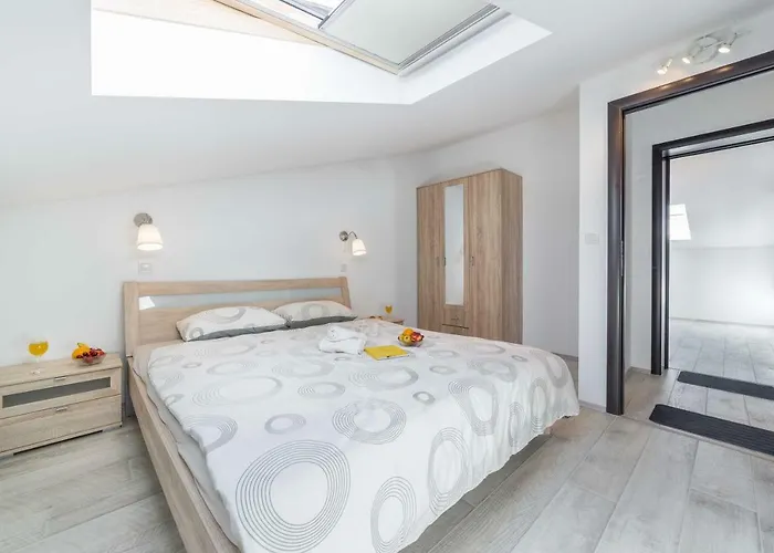 The Heart Of Croatia * 피로바츠